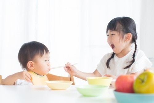 2人に1人が鉄分 カルシウム不足 食べムラ に悩む1 3歳の栄養補給のコツ ママリ 2人に1人が鉄分 カルシウム不足 食べムラ に悩む1 3歳の栄養補給のコツ ママリ
