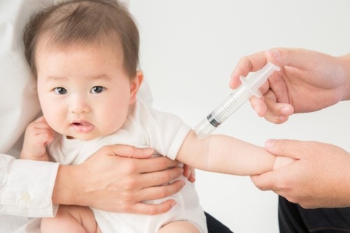 赤ちゃん　予防接種