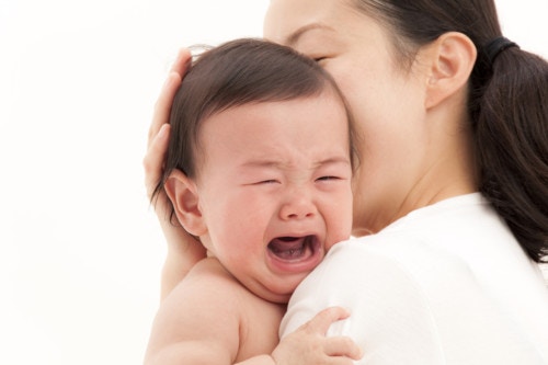 上の子の赤ちゃん返りがつらい ママたちから共感の声が続出 ママリ 上の子の赤ちゃん返りがつらい ママたちから共感の声が続出 ママリ