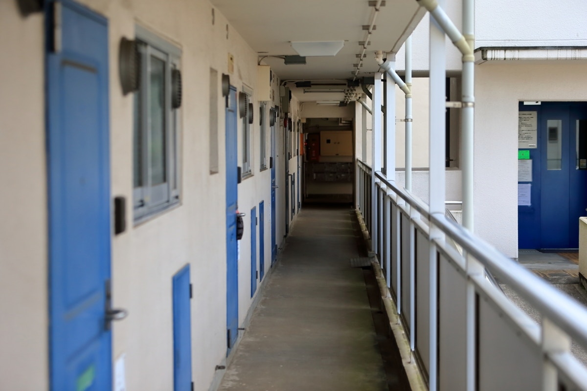 アパート　玄関