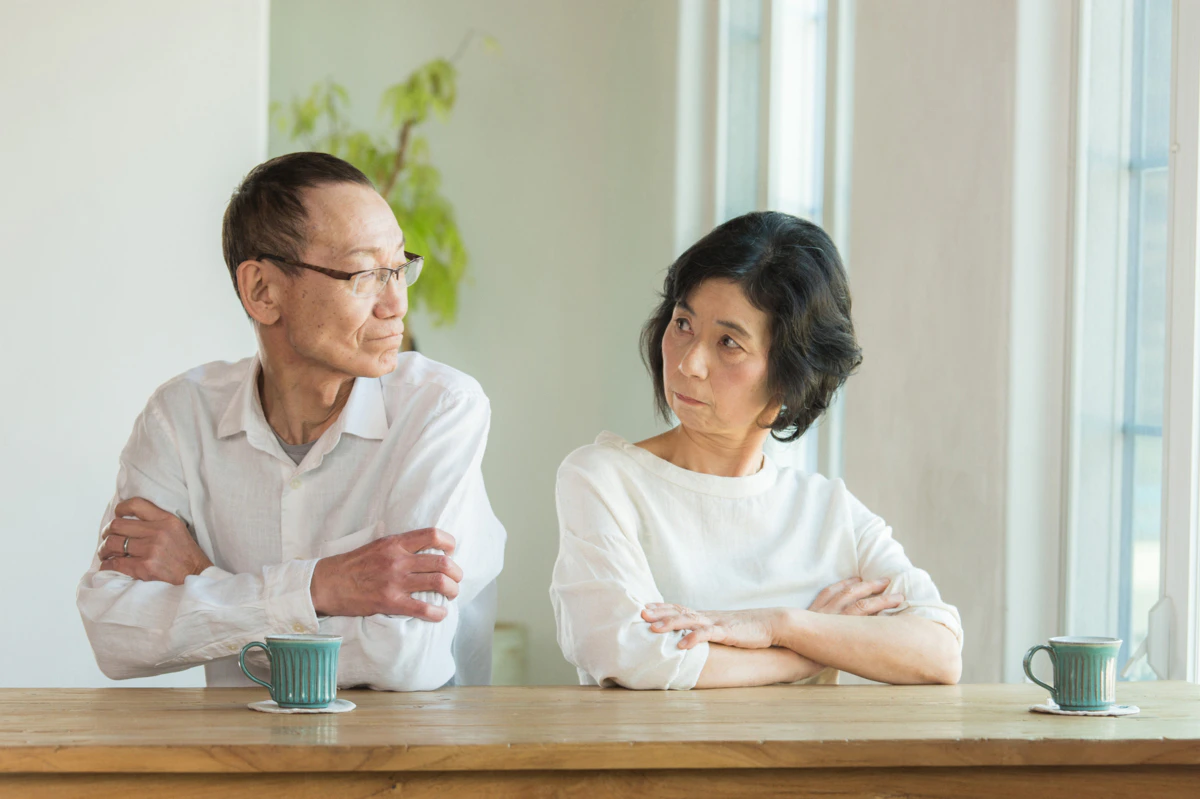 夫婦　不仲