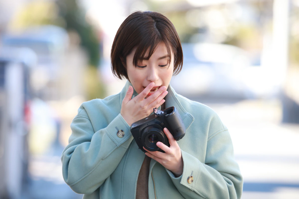 カメラマン　女性　外　困る