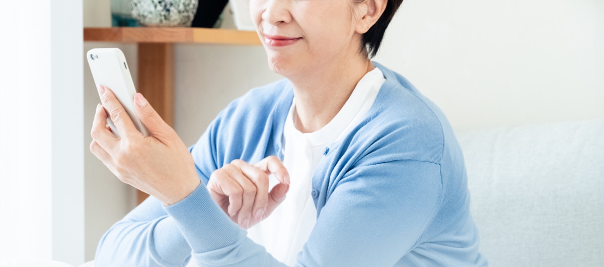 60代　女性　電話