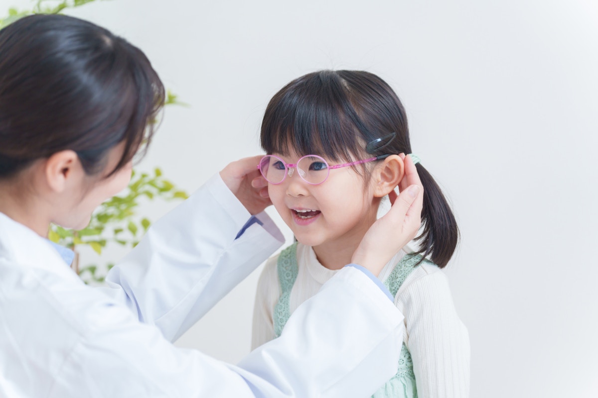 視力検査　子ども