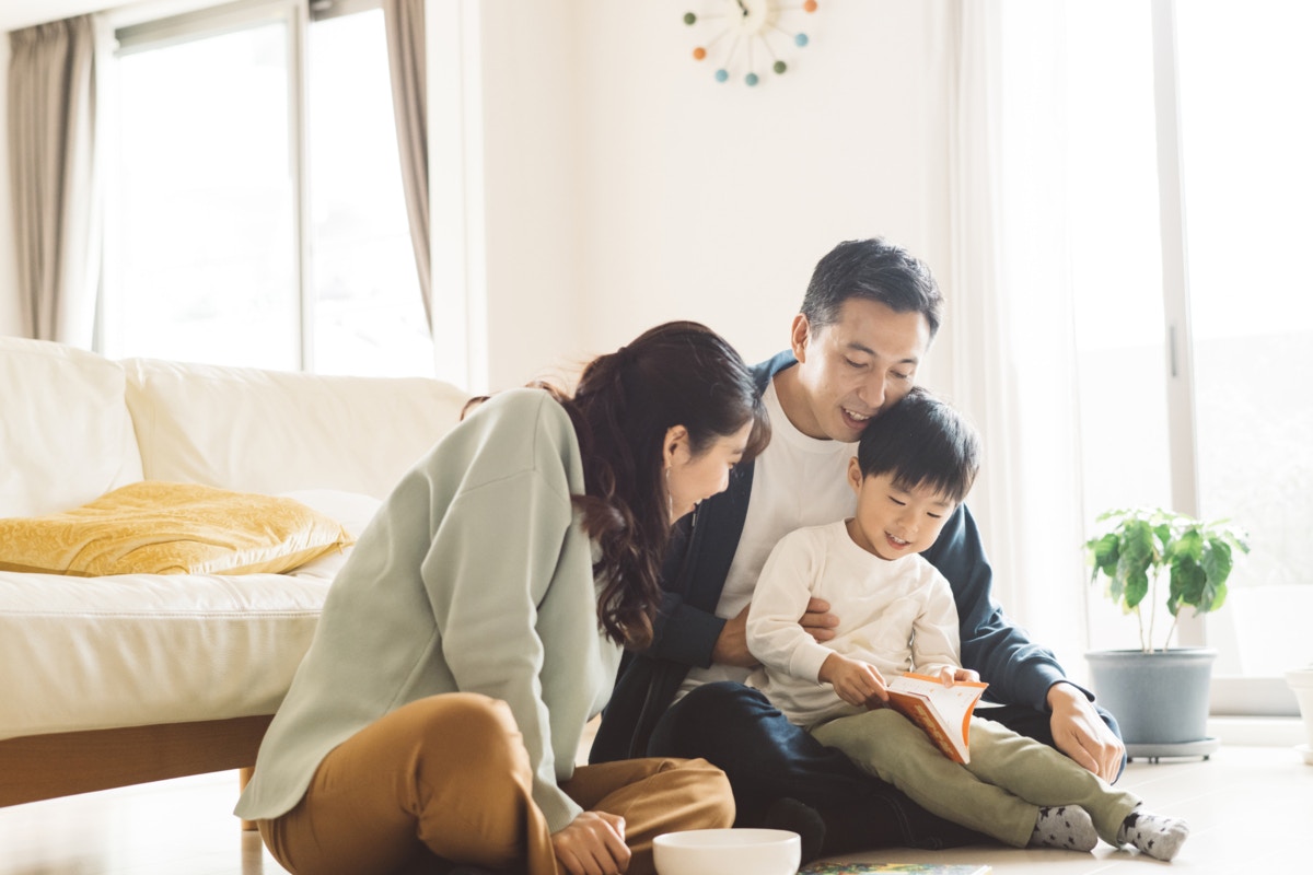 パパ　ママ　リビング　幼稚園　息子