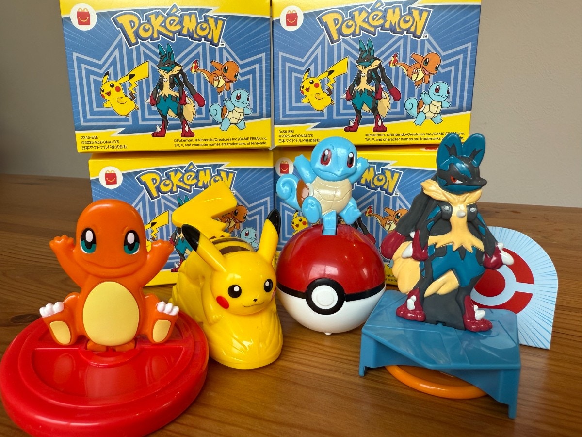 マクドナルド　ハッピーセット　ポケモンおもちゃ　300＋α 新品】 マクドナルド ハッピーセット おもちゃ ピカチュウ