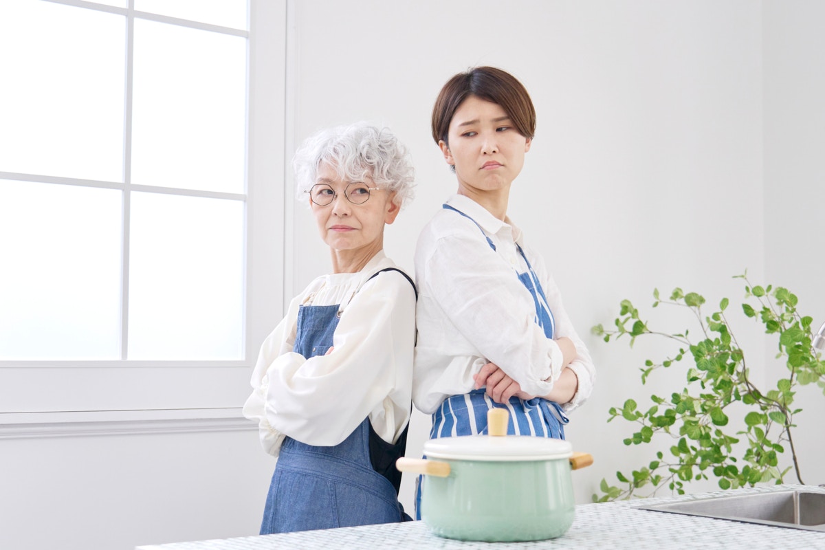 義母　姑　イライラ