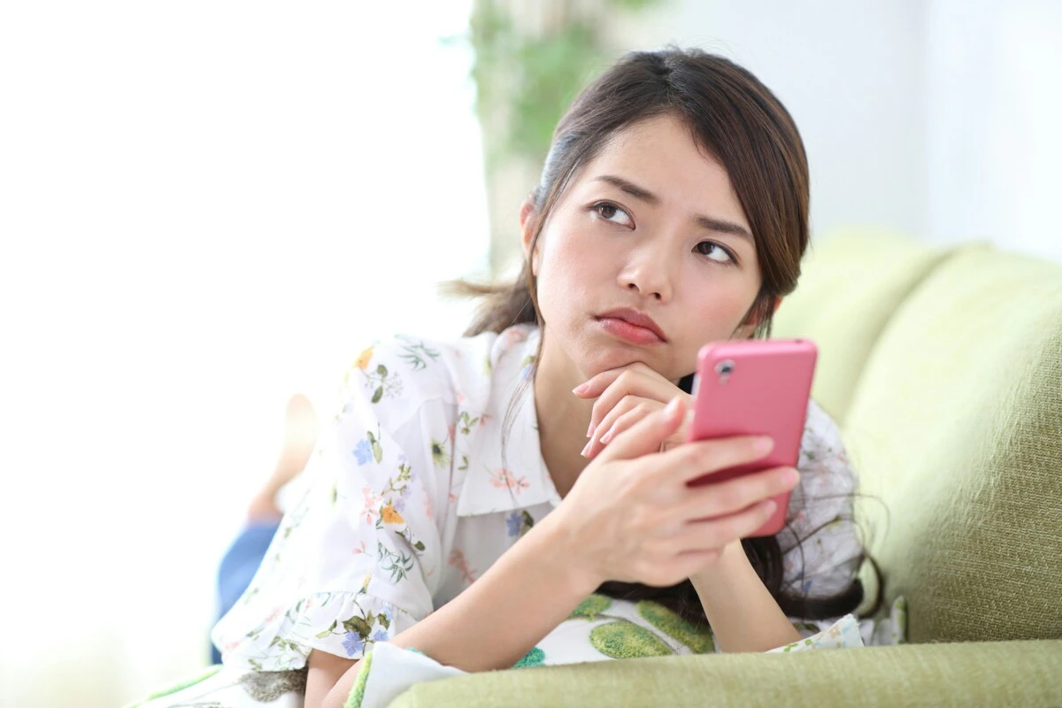 女性　携帯　困る