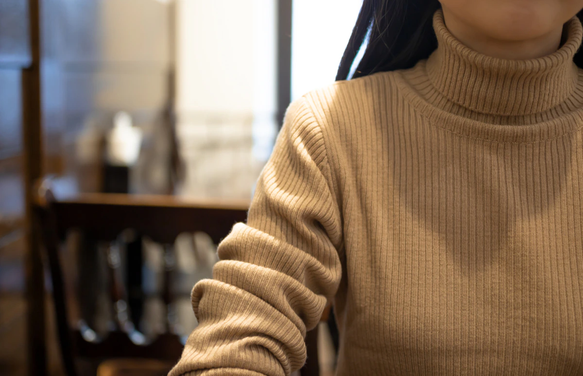 喫茶店　話し合い　暗い