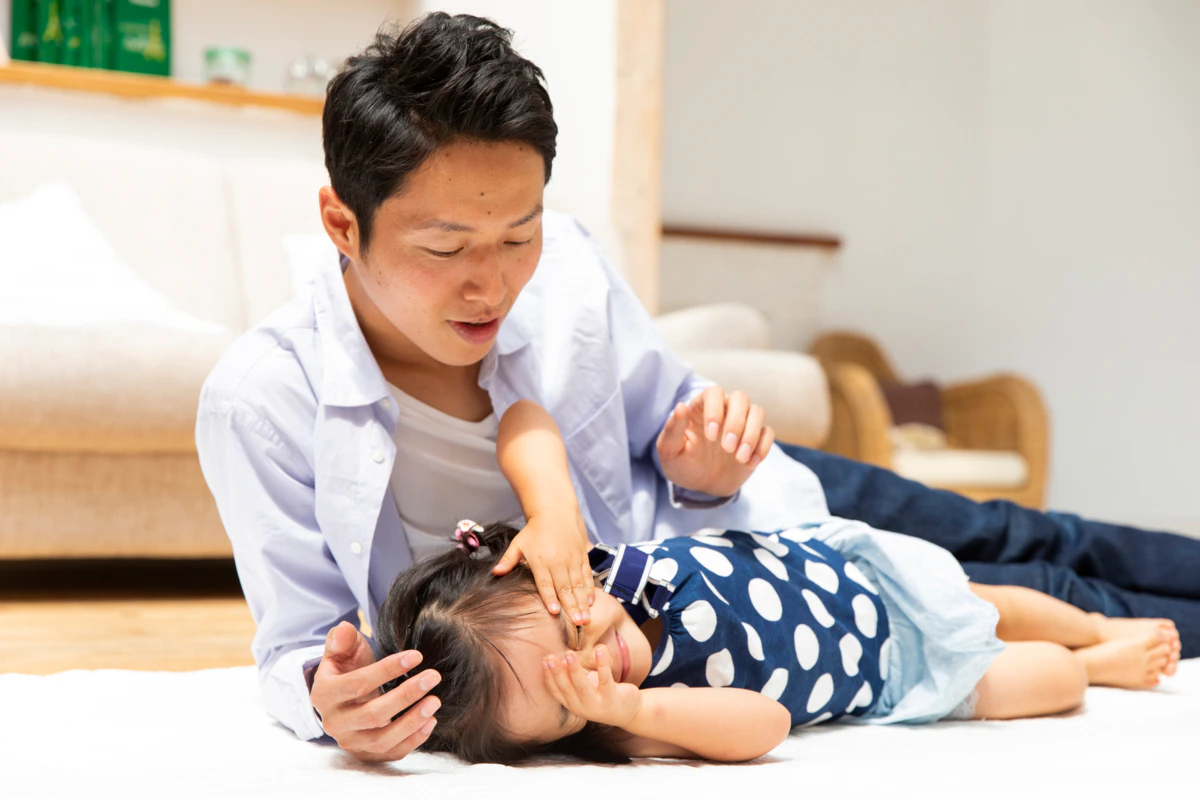 夫　子ども　寝かしつけ