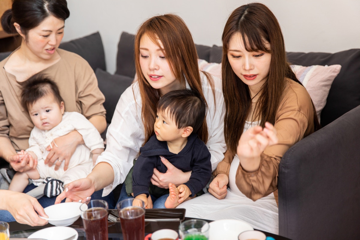ママ友　子ども　レストラン